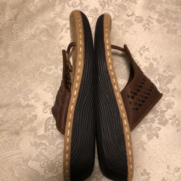 Cliffs by WHITE MOUNTAIN Leather Sandals - Size 8.5 - #207 - Picture 6 of 14